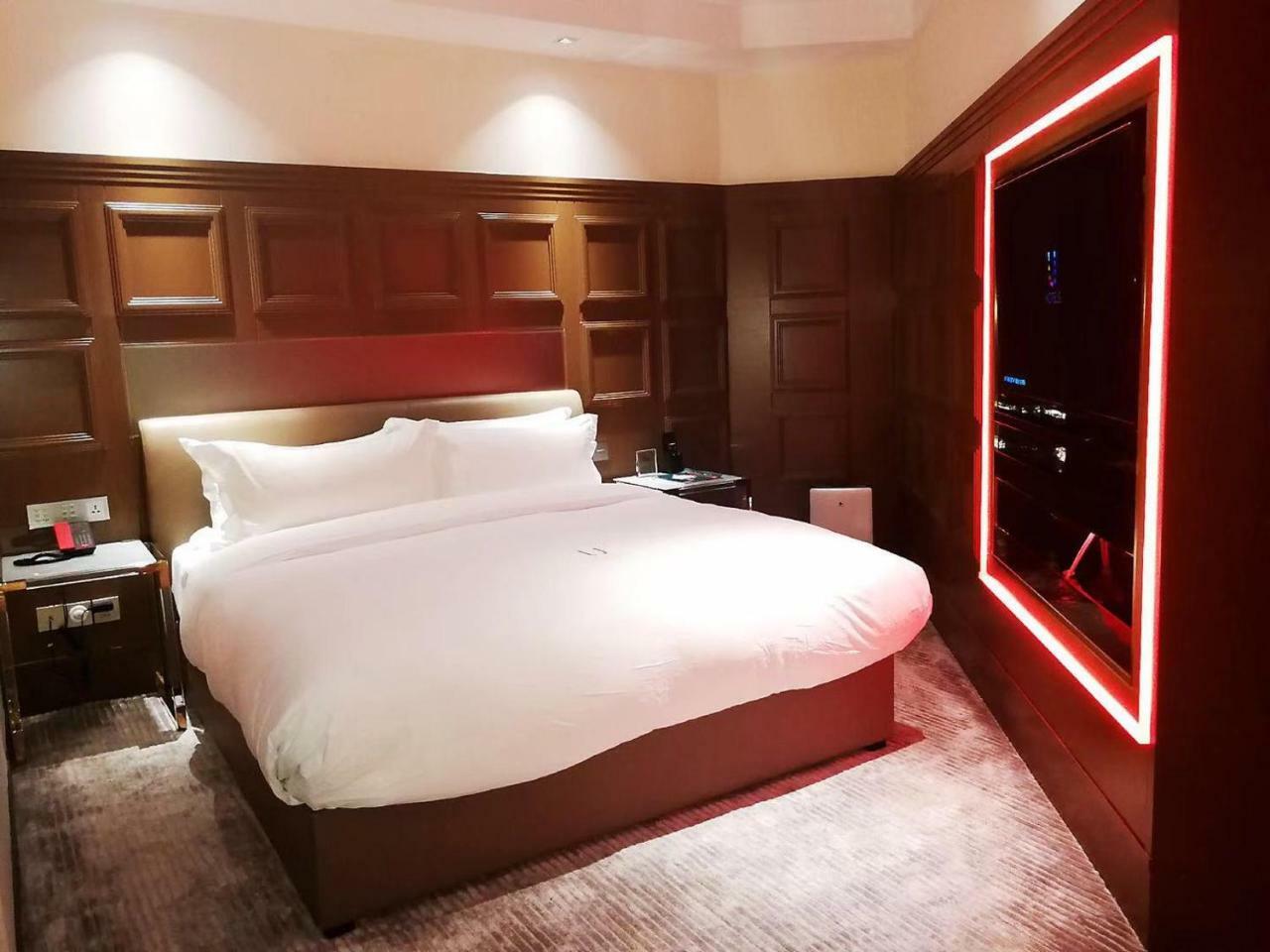 Qingdao U Hotel Buitenkant foto